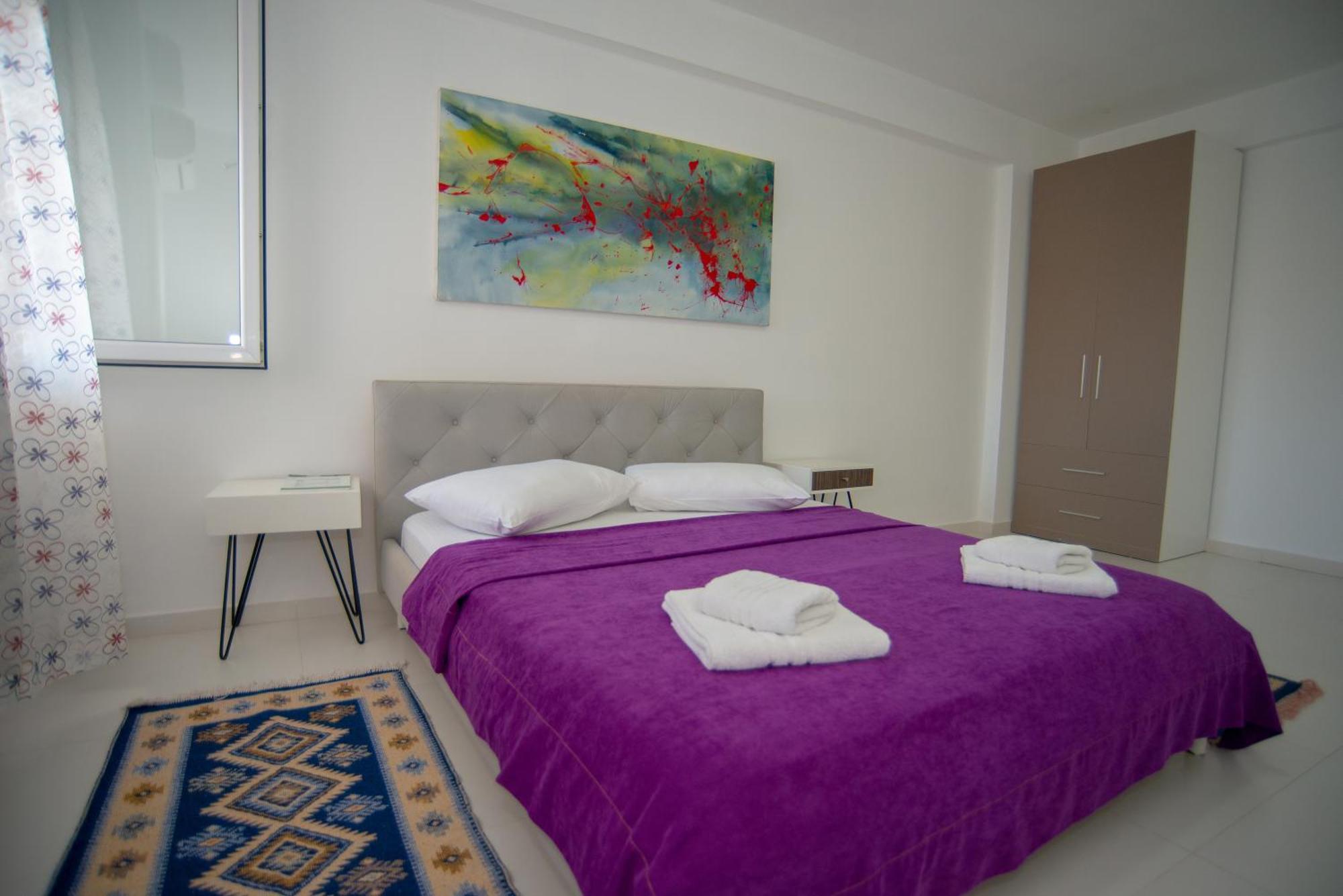 Bougainville Bay Apartments Sarandë Rum bild