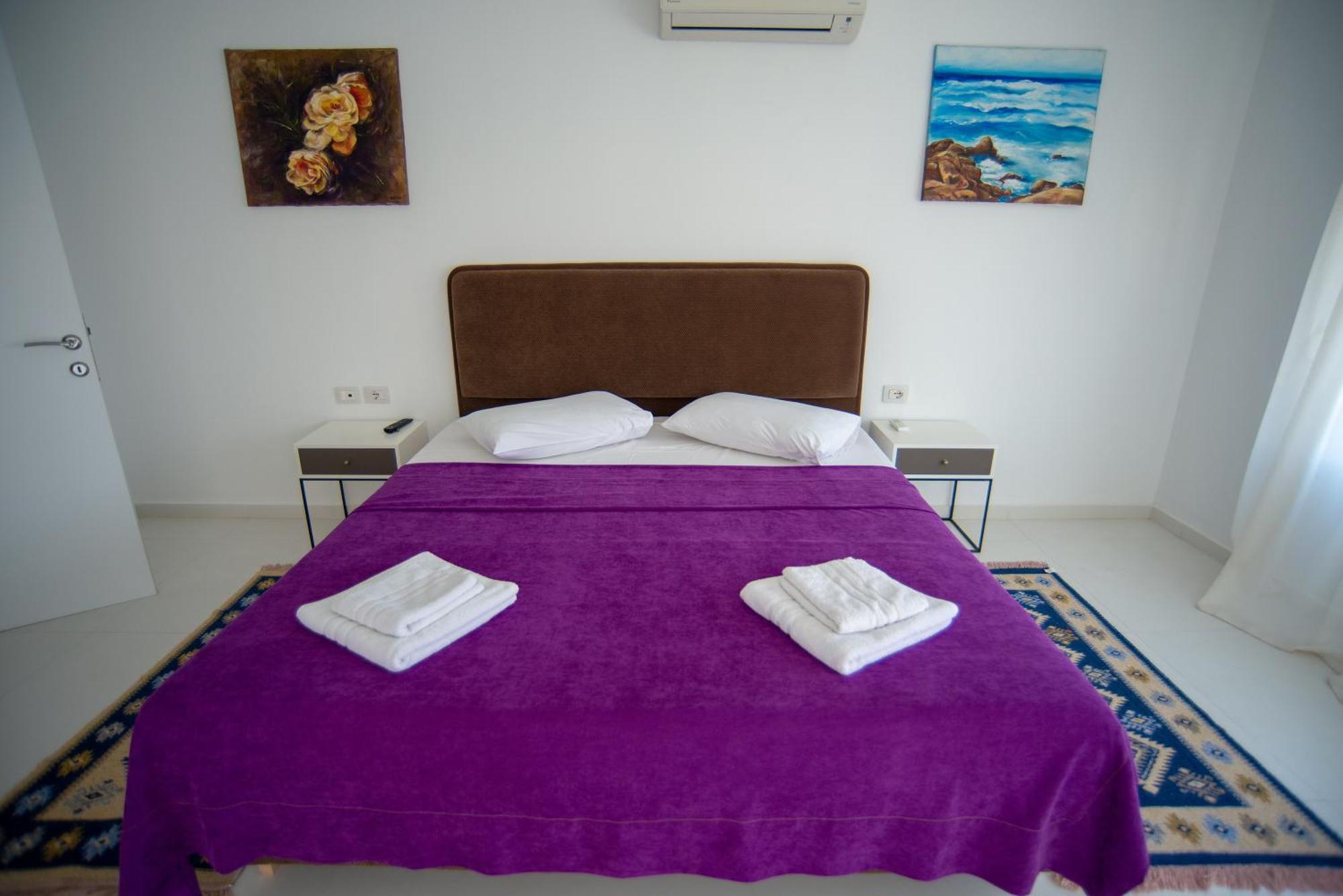 Bougainville Bay Apartments Sarandë Rum bild