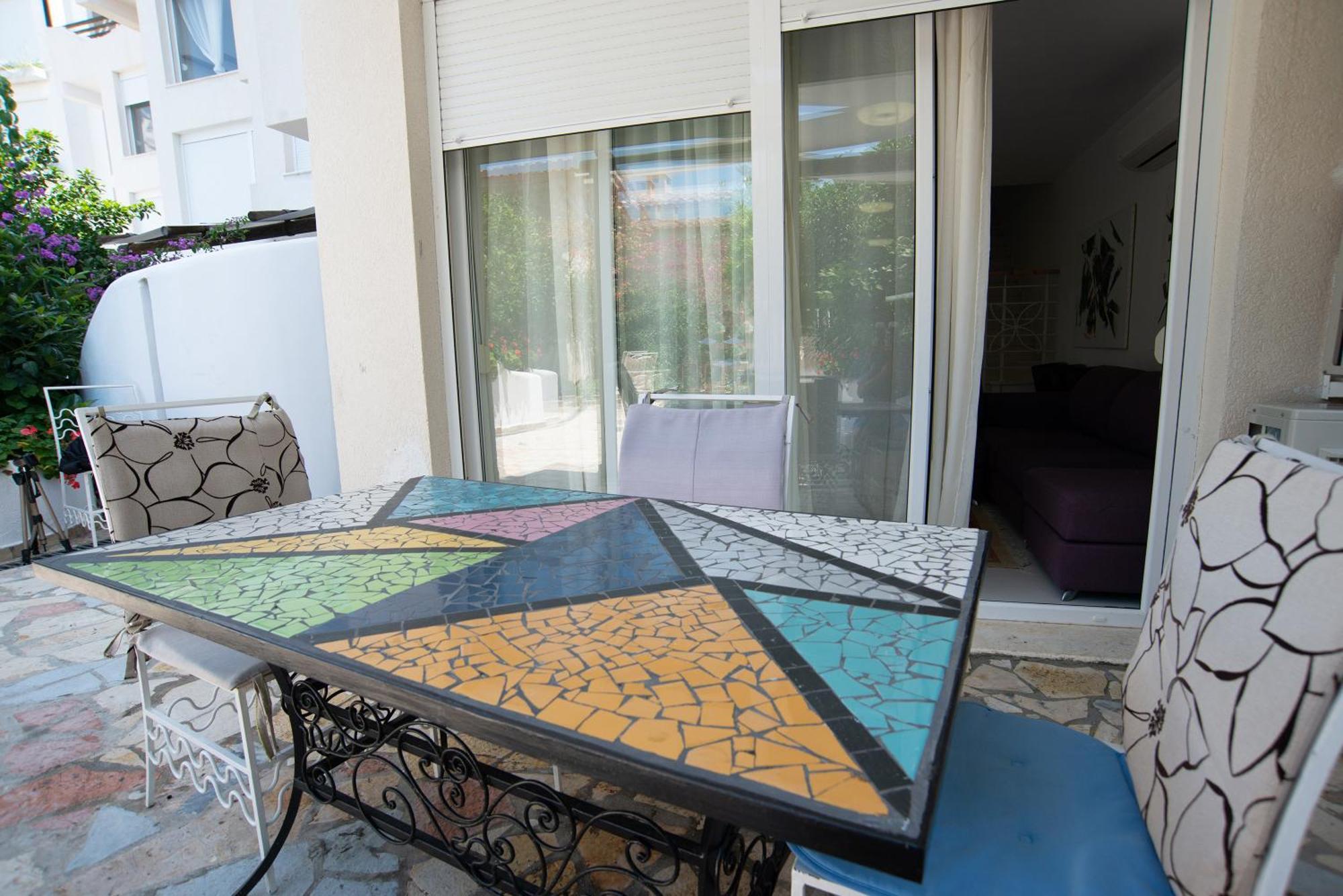 Bougainville Bay Apartments Sarandë Rum bild